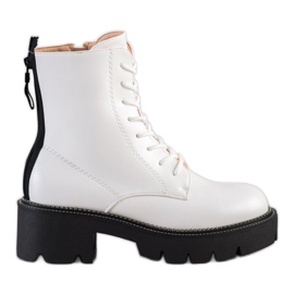 Seastar Weiße Trapper auf der Plattform schwarz