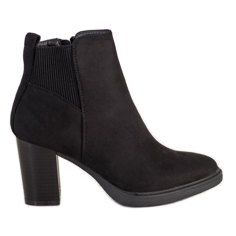 Super Mode schwarze Beute auf einem Pfosten