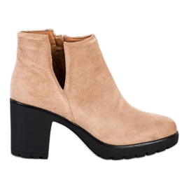 Bella Paris Beige Stiefeletten mit Schnitt