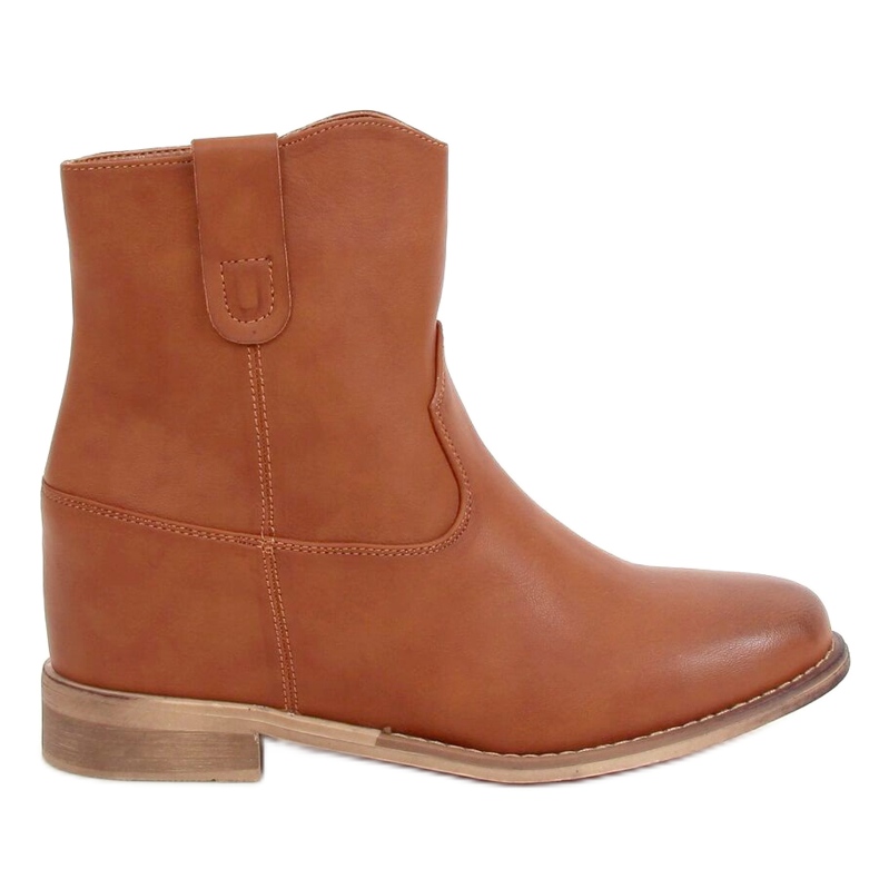 Stiefel auf einem versteckten Keilkamel 8003 Camel braun