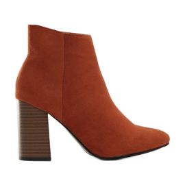 Vices Laster 1568-68-Kamel braun