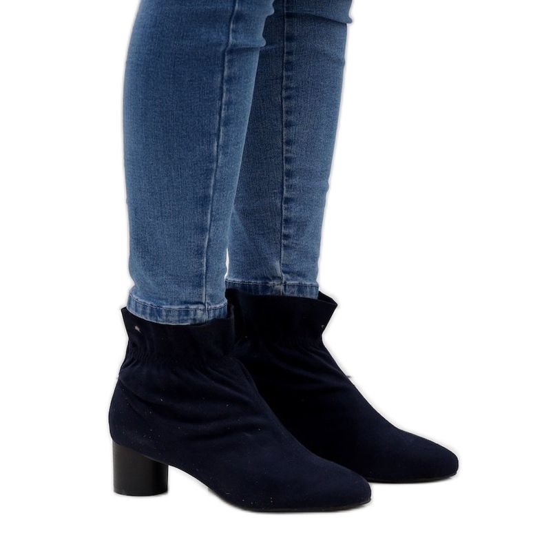 Marineblaue Wildlederstiefel am JM5512M-Pfosten navy blau