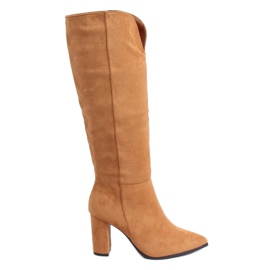 Klassische Stiefel mit ausgeschnittenem Kamel RB89P Kamel braun