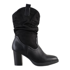 Super Mode Cowboystiefel auf einem Pfosten schwarz