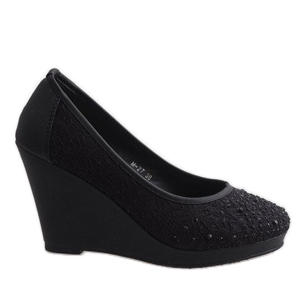 Schwarze Pumps auf Keil M-27