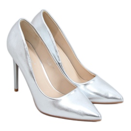 Pumps an einem silbernen Pin NF-51P Silver silber-