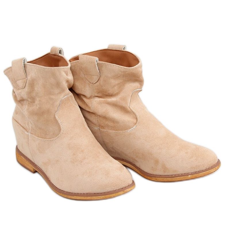 Beige Stiefel auf einem versteckten Keil B0-515 Khaki
