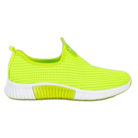 SHELOVET Bequeme Textil-Sneaker grün