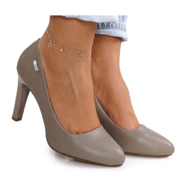 PJ1 Klassische Pumps auf Eliana Cappuccino Bar beige