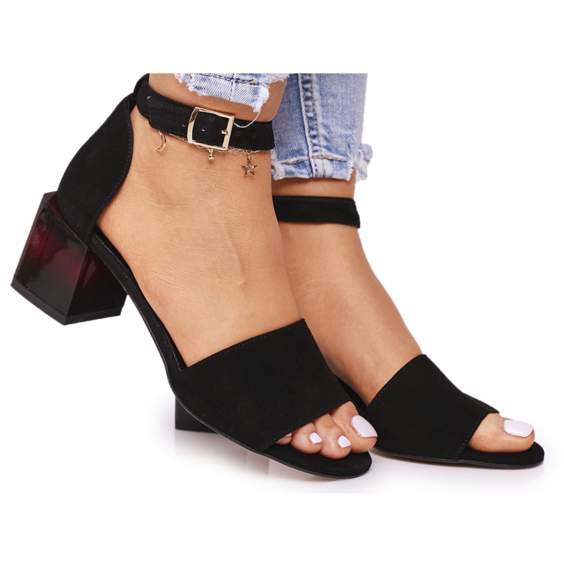 Wildleder-Sandalen mit hohen Absätzen Laura Messi 2285 Schwarz