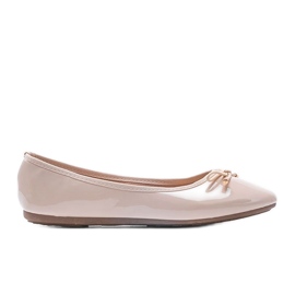 Jaylynn Beige Lackleder Ballerinas