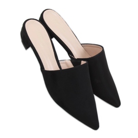 Schwarze Mandel-Hausschuhe MM-799 Schwarz