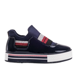 Marineblau lackierte Turnschuhe von Kaitlynn