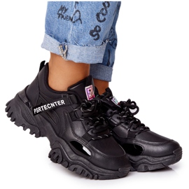 EVE Sneakers für Damen auf einer massiven schwarzen Lachsohle