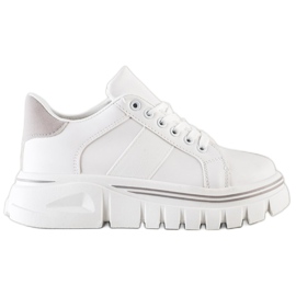 SHELOVET Weiße Turnschuhe auf der Plattform