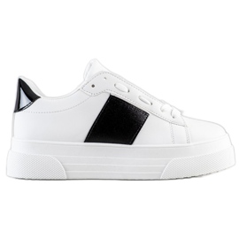 SHELOVET Sneakers mit Öko-Leder auf der Plattform weiß