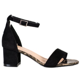 Sandalen an einer Bar Sergio Leone schwarz