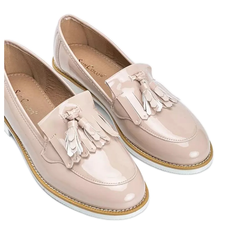 Beige lackierte Schuhe mit Lorena-Fransen