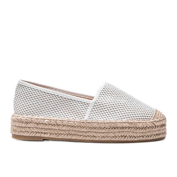 Weiße Espadrilles auf dicker Lia-Sohle