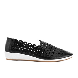 Schwarze Sneakers mit Lochmuster von Brandi
