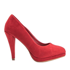 Rote Pumps aus Öko-Wildleder auf der Chana-Plattform