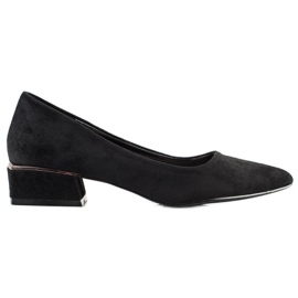 Goodin Schwarze Pumps auf flachem Absatz