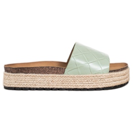 SHELOVET Hausschuhe auf der Plattform grün