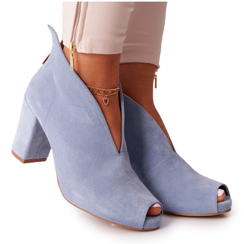 Wildleder Booties auf einem Pfosten mit einem Schnitt Exquisite 1243 Blue blau