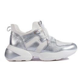 Weide Weiße und silberne Sneakers