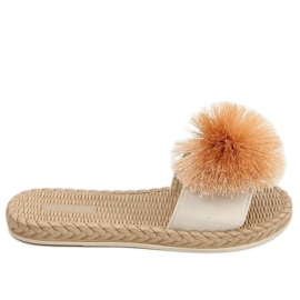 Beige Hausschuhe mit Pompon S-410 Beige