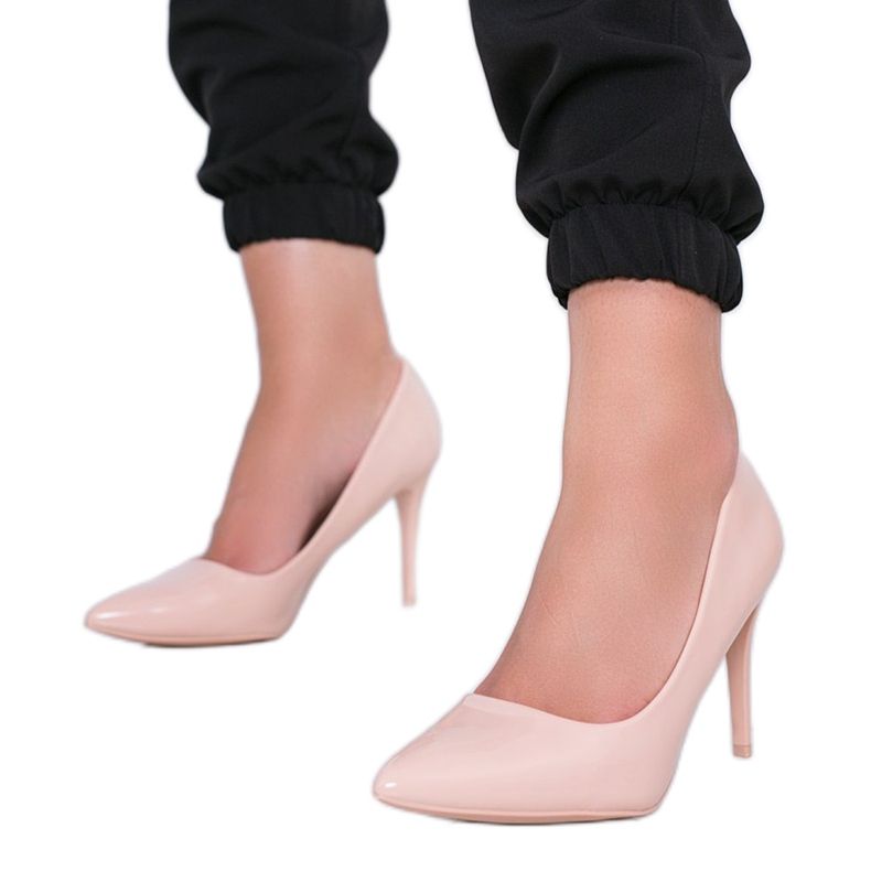 Beige lackierte Tisha-Absätze