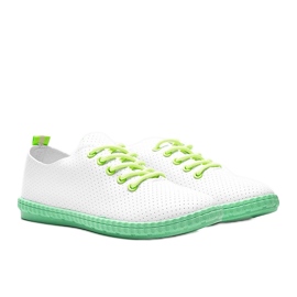 Lass mich weiße durchbrochene Sneakers