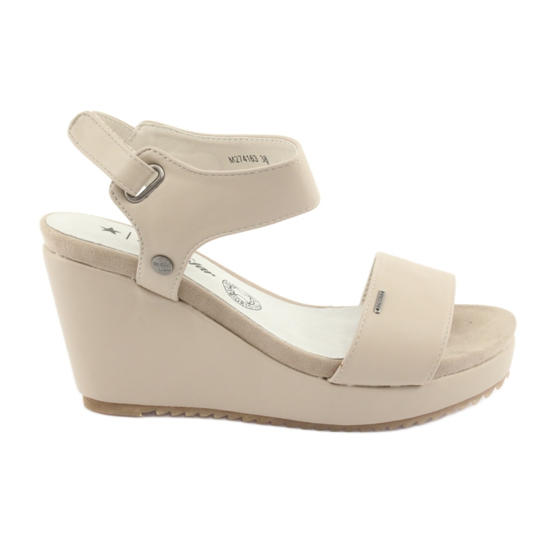Damensandalen auf dem Keil Big Star 274163 beige