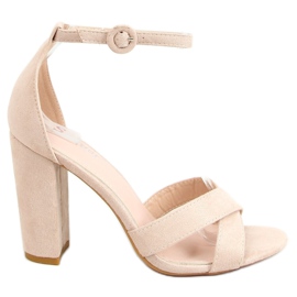 Sandalen auf der Post beige TU133P Beige