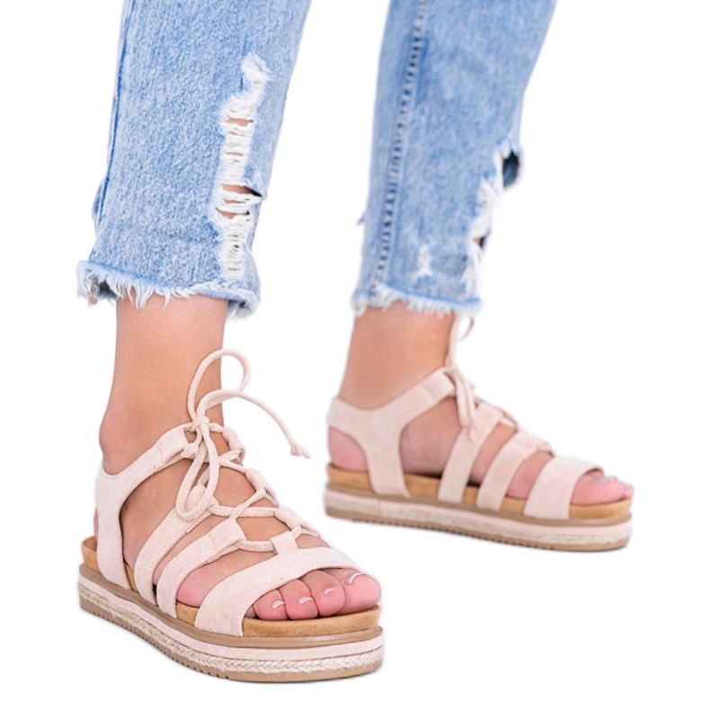 Layla – Schnürsandalen in Beige