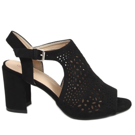 Schwarze, durchbrochene Sandalen mit Absatz 429-10 Black