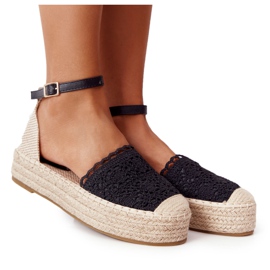 Spitzen-Espadrilles auf einer geflochtenen schwarzen Larissa-Plattform beige