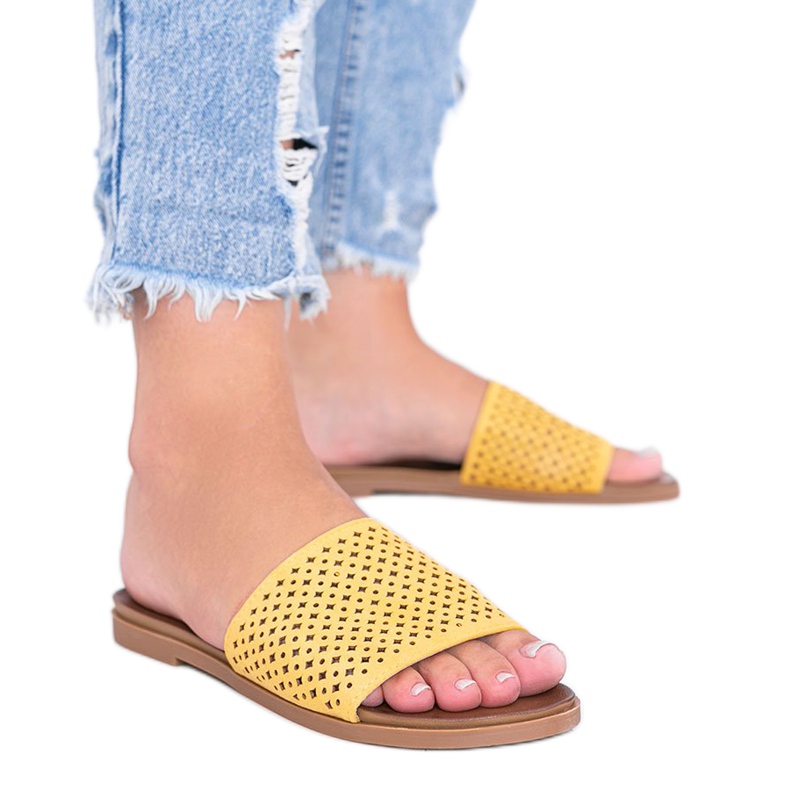 Gelbe durchbrochene Ballera-Hausschuhe für Damen