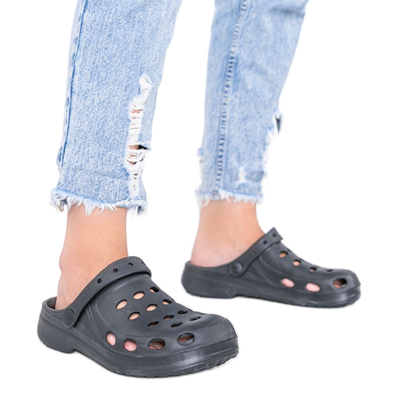 Schwarze Karolinos-Hausschuhe für Damen