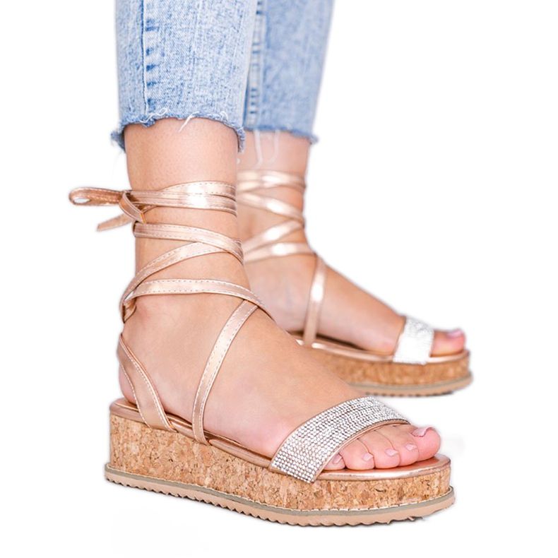 Rosa Sandalen mit Zirkonia gebunden Ves golden