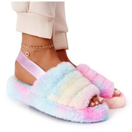 PS1 Pelzige Hausschuhe auf einer bunten Schneeflocken-Plattform mehrfarbig