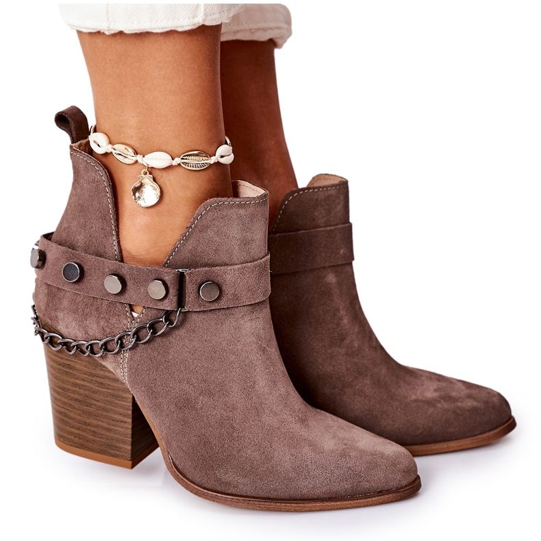 Lewski Shoes Velour Boots On A Bar Lewski Schuhe 2880 Braun