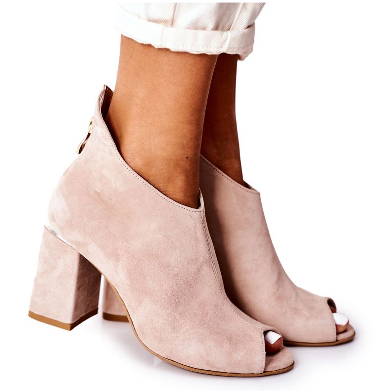 Lewski Shoes Wildleder Booties On A Bar Lewski Schuhe 3044 Beige