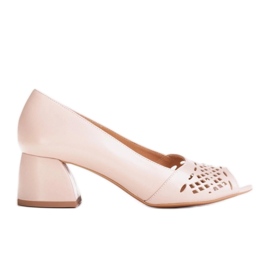 Marco Shoes Beige Pumps mit perforierter Front