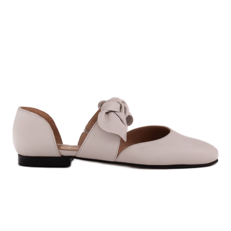 Marco Shoes Ballerinas mit Schleife aus Narbenleder weiß