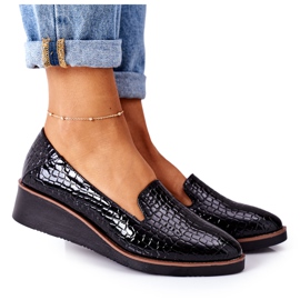 Lackierte Schuhe On Wedge Vinceza 10675 Schwarz