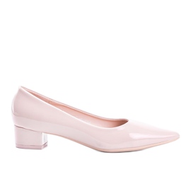 Nude Pumps am Anabel Low Post beige