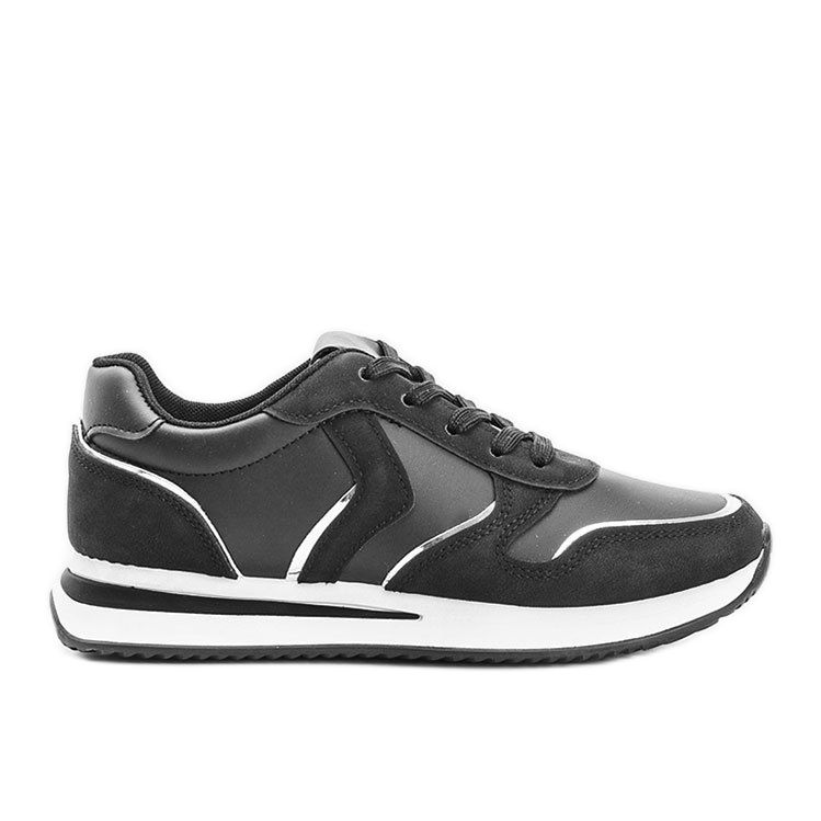 Schwarze Sneaker mit metallischen Delta-Details
