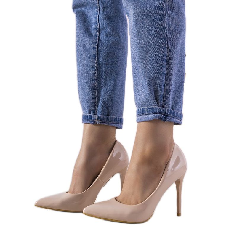 Beige lackierte Ibiza High Heels