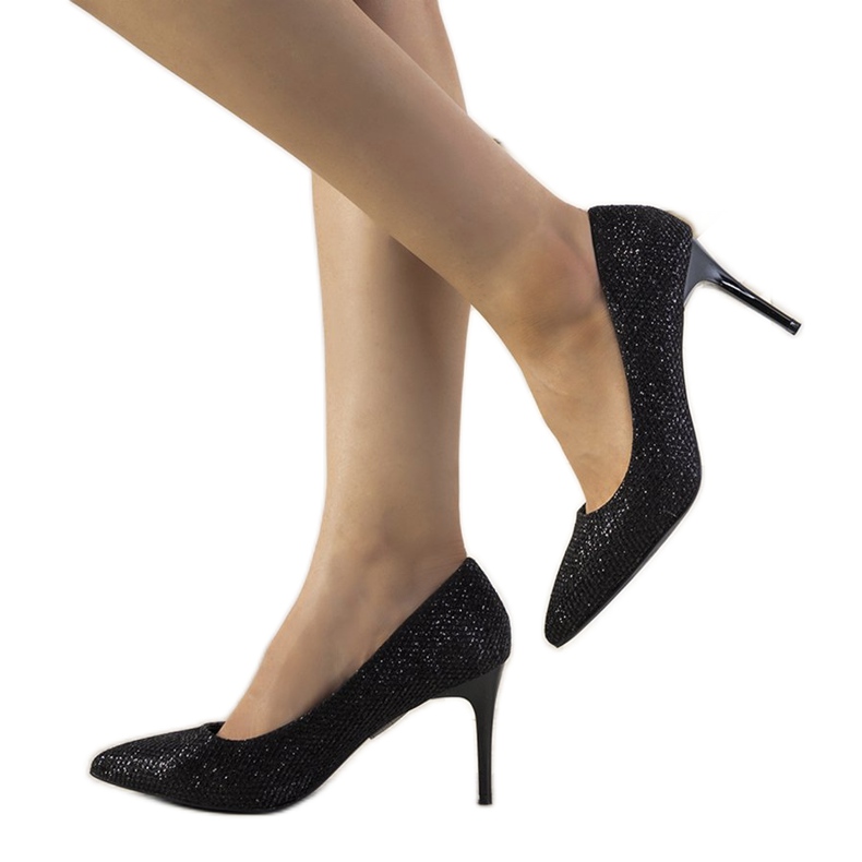 Schwarze glänzende Pumps von Dolche